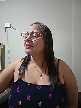 Snapshot of Angie_milf50 chatting on August 2026 05:29:02 AM Angie milf50 online show from August 2026 05:29:02 AM