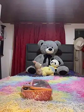 Im Saraaaa online show from April 2026 02:28:01 AM