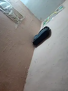 CUTE-GIRL-1 online show from December 2025 05:38:02 AM