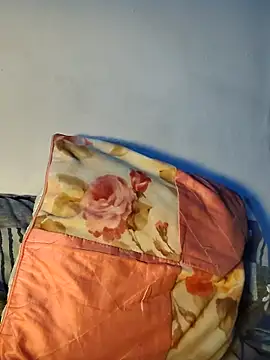 Hot-Rubyy online show from December 2025 07:48:02 AM