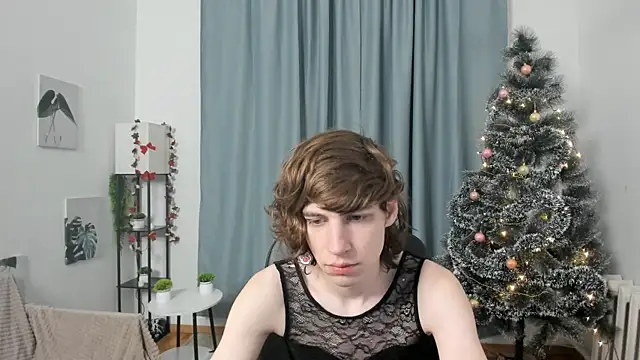 AvenGlow online show from December 2025 05:13:01 AM