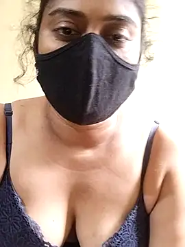 girl999 online show from November 2025 09:44:02 AM