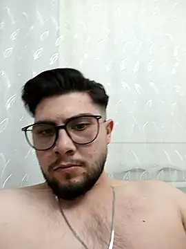 Mstfaavan64 online show from April 2026 08:58:02 PM