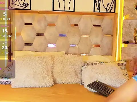 Snapshot of Andrew_Haalls chatting on November 2025 10:31:02 PM Andrew Haalls online show from November 2025 10:31:02 PM