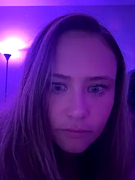 Snapshot of kaylacarson chatting on October 2025 04:49:01 AM kaylacarson online show from October 2025 04:49:01 AM