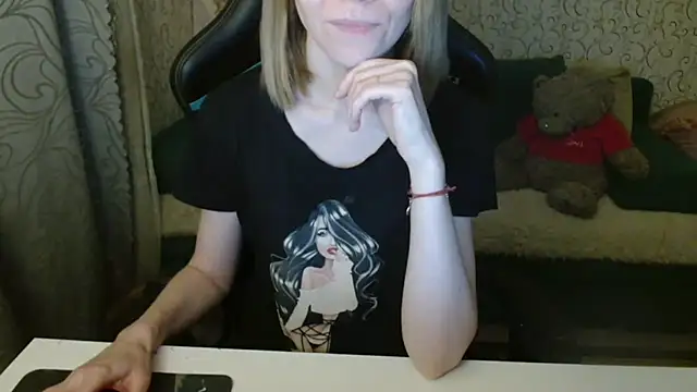 Snapshot of _Alisa_Allison_ chatting on November 2025 02:50:01 PM Alisa Allison online show from November 2025 02:50:01 PM