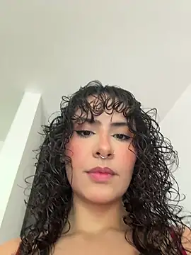 SugarTroubl33 online show from December 2025 01:50:02 PM