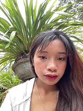 kuruta-neko online show from October 2025 04:27:01 AM