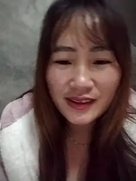 emini-xx online show from November 2025 01:06:01 AM