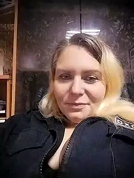 Lana-murr online show from October 2025 06:43:01 PM