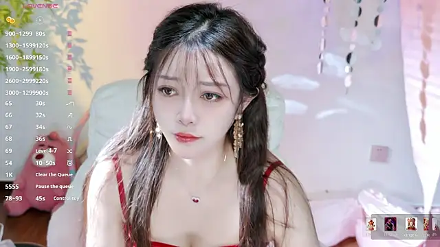Yiluo95 online show from May 2026 03:11:01 PM