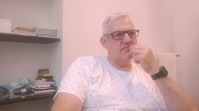 Diegoriv71 online show from May 2026 12:02:01 PM
