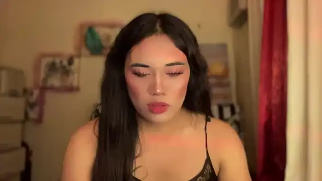 untouchable mia online show from December 2025 01:28:02 PM