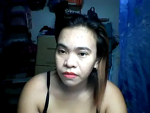 Snapshot of Honeyjean_30 chatting on October 2025 04:26:01 AM Honeyjean 30 online show from October 2025 04:26:01 AM