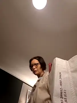 Piediniecollant online show from March 2026 11:16:02 AM