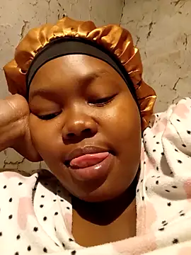 3bigcuteness online show from November 2025 12:16:02 AM