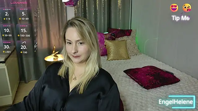 EngelHelene online show from October 2025 07:04:02 PM