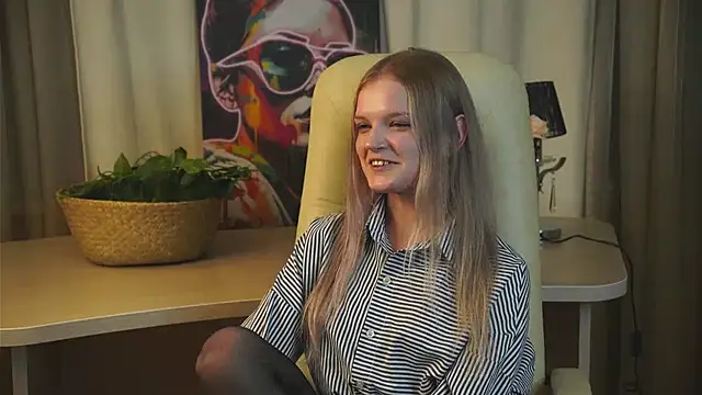 BrennaTout online show from October 2025 12:30:01 PM