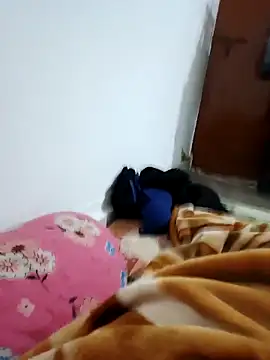 Laal Parilove online show from January 2026 07:18:01 PM