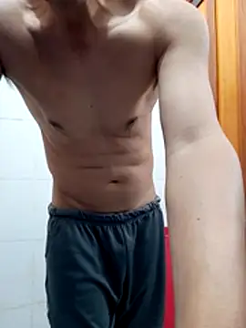 Cafeen19 online show from February 2026 11:52:02 PM