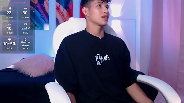 KamiSuarez online show from March 2026 06:22:02 PM