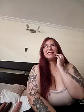 Snapshot of SofiBelluccix chatting on October 2025 03:46:01 PM SofiBelluccix online show from October 2025 03:46:01 PM