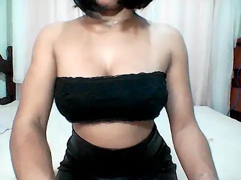 HotGiirl2025 online show from November 2025 04:28:02 AM