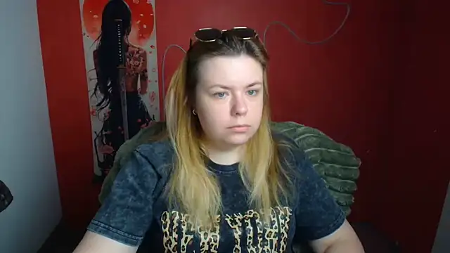 SusannaNight online show from June 2026 05:19:02 AM