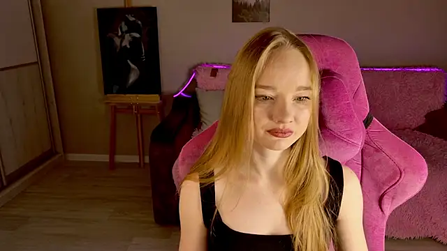 Snapshot of Shawty_Mia chatting on November 2025 05:09:01 AM Shawty Mia online show from November 2025 05:09:01 AM