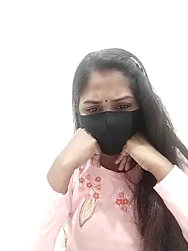 Green LaDY66 online show from November 2025 12:21:02 AM