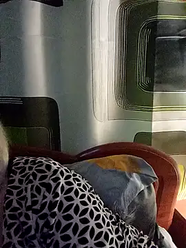 Esenia505 online show from November 2025 09:17:01 PM