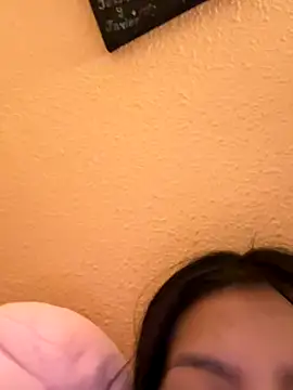 Snapshot of angelaalovee chatting on November 2025 11:38:01 PM angelaalovee online show from November 2025 11:38:01 PM