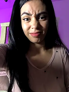 Sara-215 online show from December 2025 12:20:02 AM