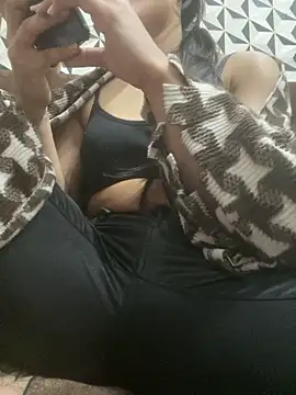 Heena Sharma982 online show from December 2025 07:12:01 AM