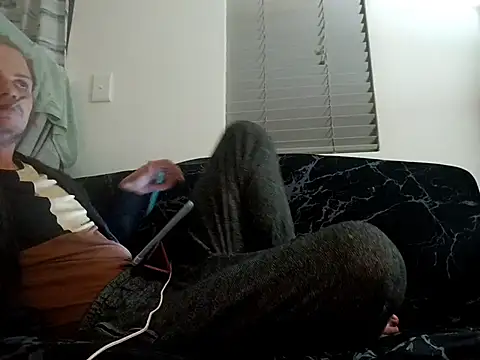 THOMMONSTER5299 online show from November 2025 12:55:02 AM