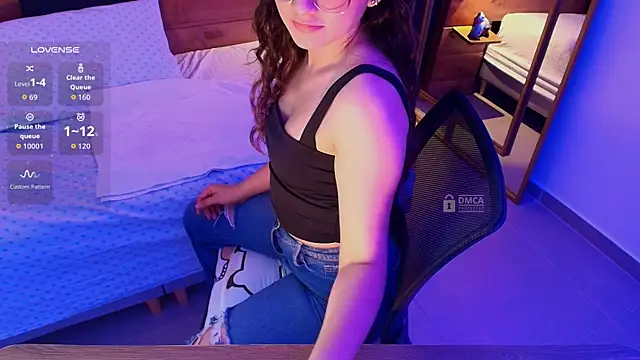Snapshot of milena_kiitty chatting on June 2026 04:17:01 PM milena kiitty online show from June 2026 04:17:01 PM
