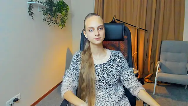 EmaBolins online show from October 2025 11:45:02 AM