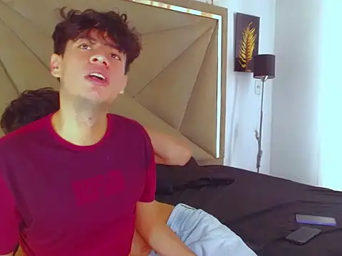 Austin Noe online show from November 2025 07:38:01 PM