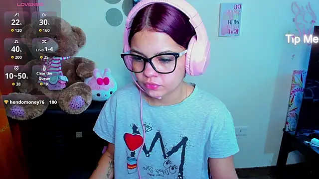 Emma boo online show from April 2026 03:31:02 PM