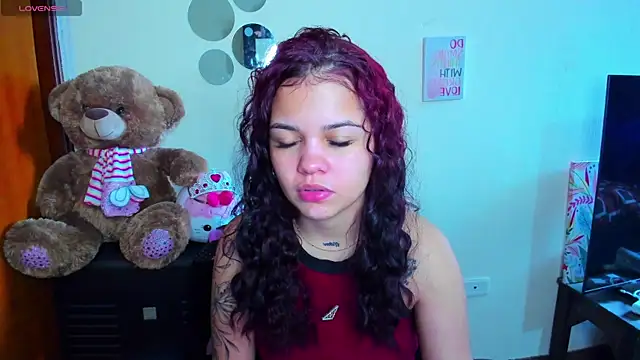 Emma boo online show from April 2026 02:54:01 PM