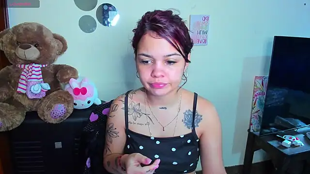 Emma boo online show from April 2026 04:14:01 PM