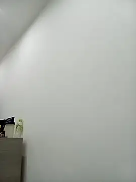 Snapshot of Caliguy36 chatting on November 2025 02:32:01 AM Caliguy36 online show from November 2025 02:32:01 AM