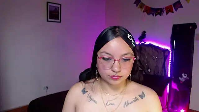 Snapshot of _anne_hot21 chatting on October 2025 06:52:02 PM  anne hot21 online show from October 2025 06:52:02 PM