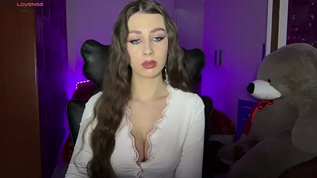 SweetCherry  N online show from February 2026 09:19:01 PM