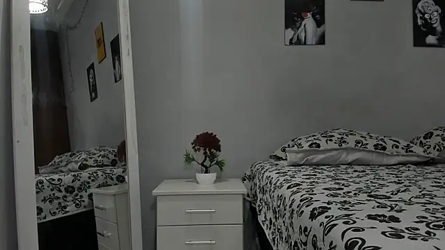 sexynova 93 online show from November 2025 08:11:02 PM