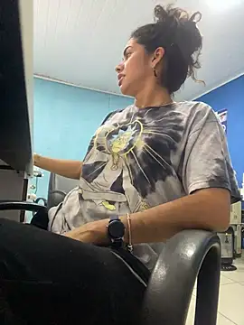 sabrinaneves online show from July 2026 03:03:02 PM