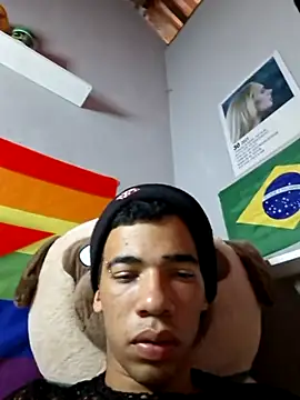 rafaelanaclett online show from October 2025 07:58:02 PM