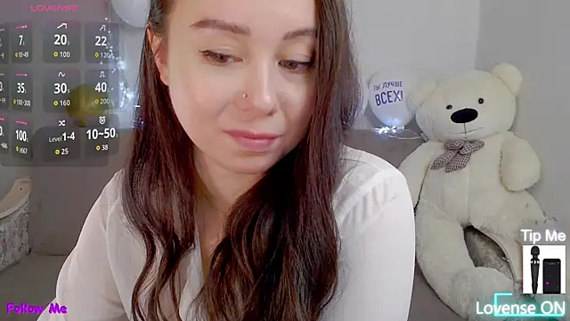 Snapshot of WOWalina chatting on November 2025 07:40:01 AM WOWalina online show from November 2025 07:40:01 AM