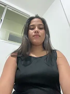 Snapshot of MARIILYNXGXX1 chatting on November 2025 04:23:02 AM MARIILYNXGXX1 online show from November 2025 04:23:02 AM