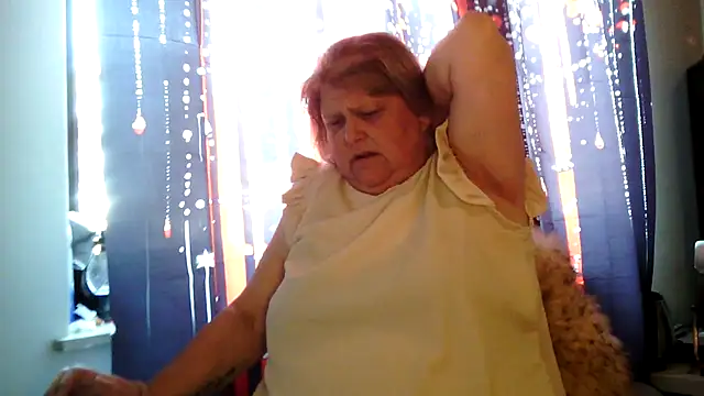 Sylviastar46 online show from June 2026 07:24:01 AM